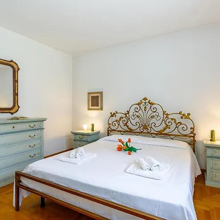 Lejlighed Casa Patrizia Desenzano del Garda