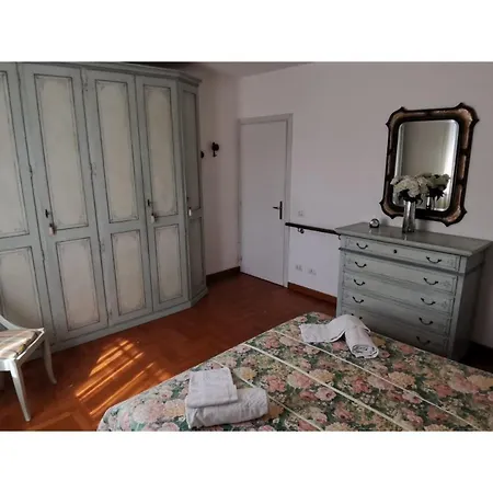 Casa Patrizia * 代森扎诺-德尔加达